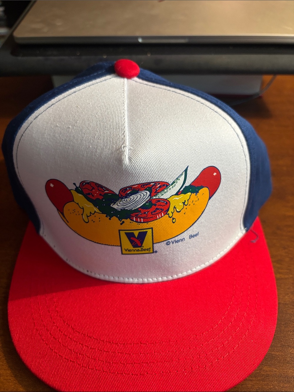 CHICAGO CUBS/Vienna Beef Trucker Hat with Hot Dog Graphic - Picture 6 of 7